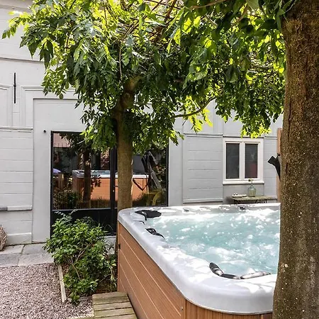 Vakantiewoning De Papaver בית נופש קמל